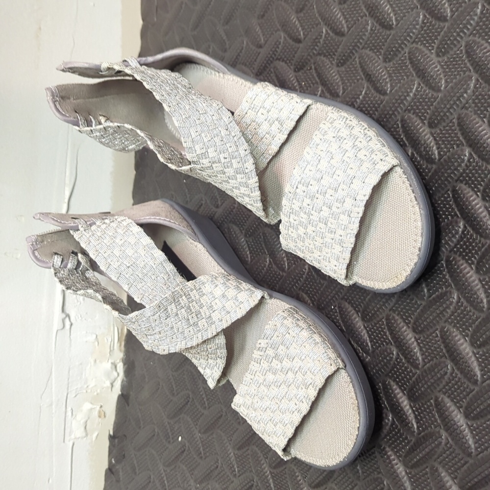7.5 silver flat sandals